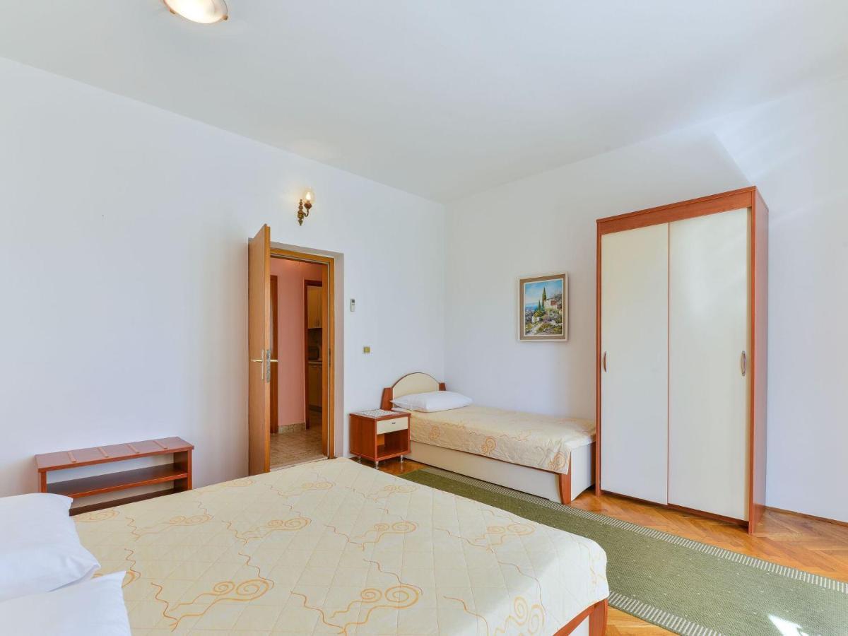 Apartments In House Liveric, In Vir At The Beach Экстерьер фото